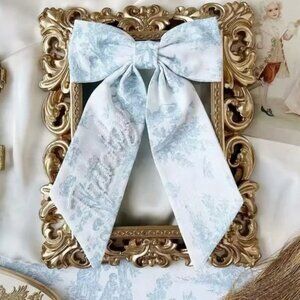Personalized 'Hailey' Blue Toile Hair Bow with Pearl Embroidery OS New